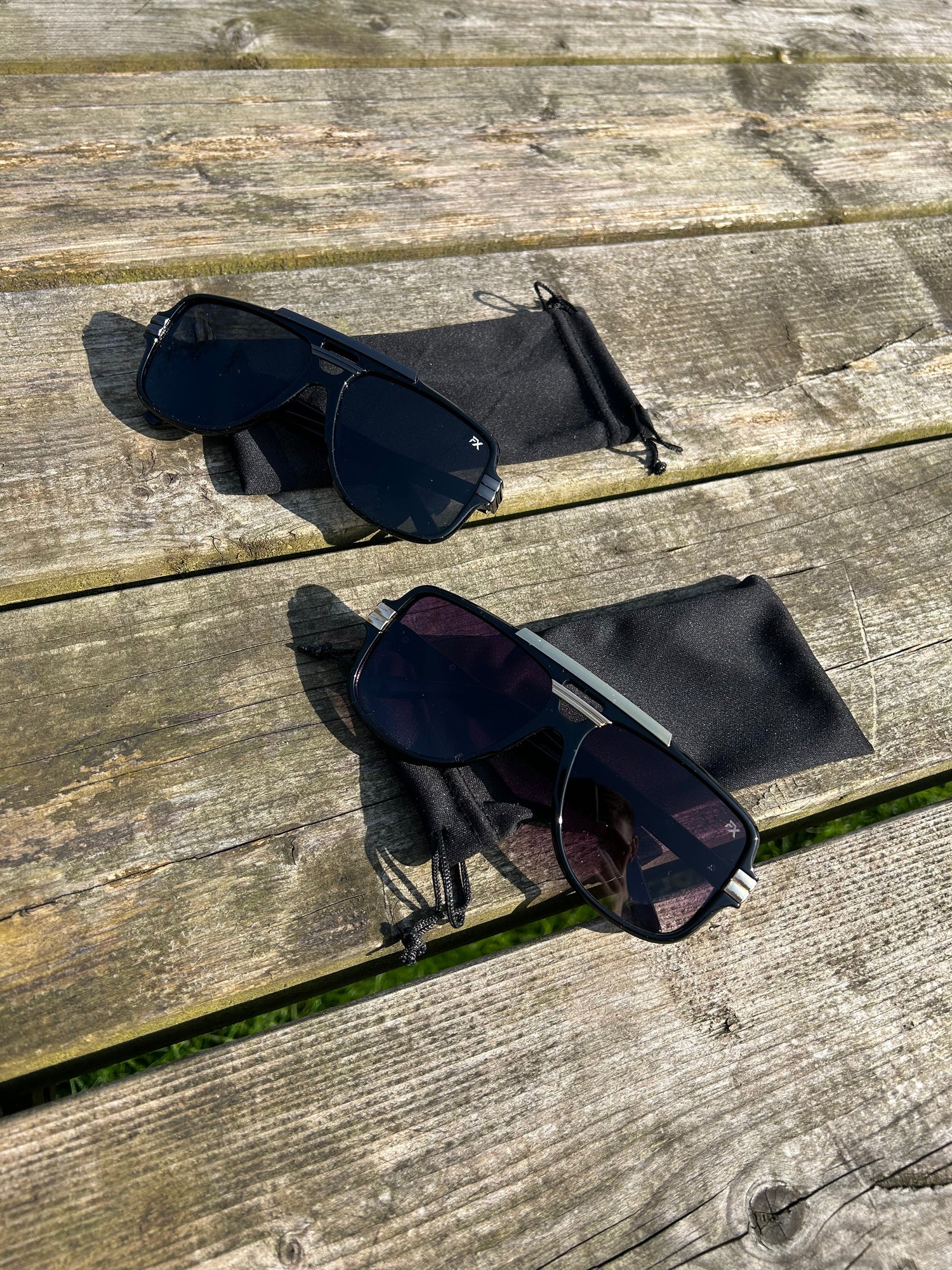 SUNGLASSES