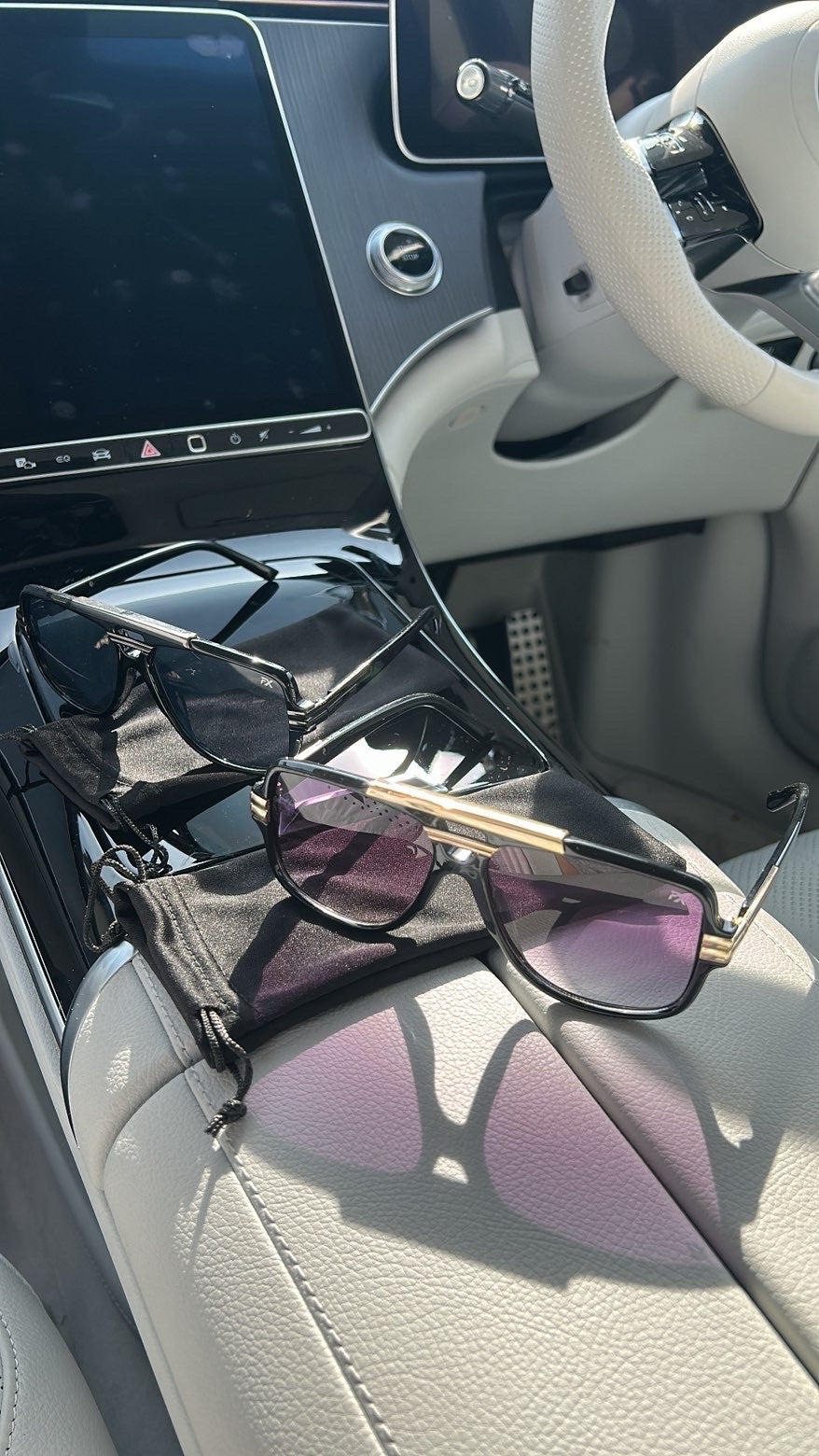 SUNGLASSES