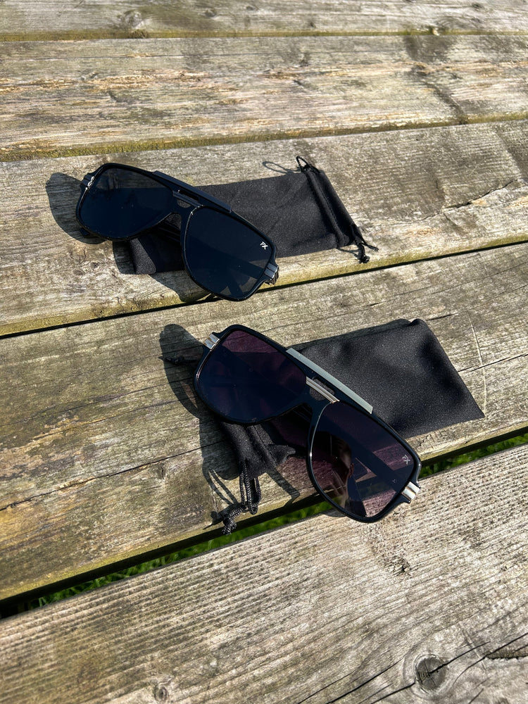 SUNGLASSES