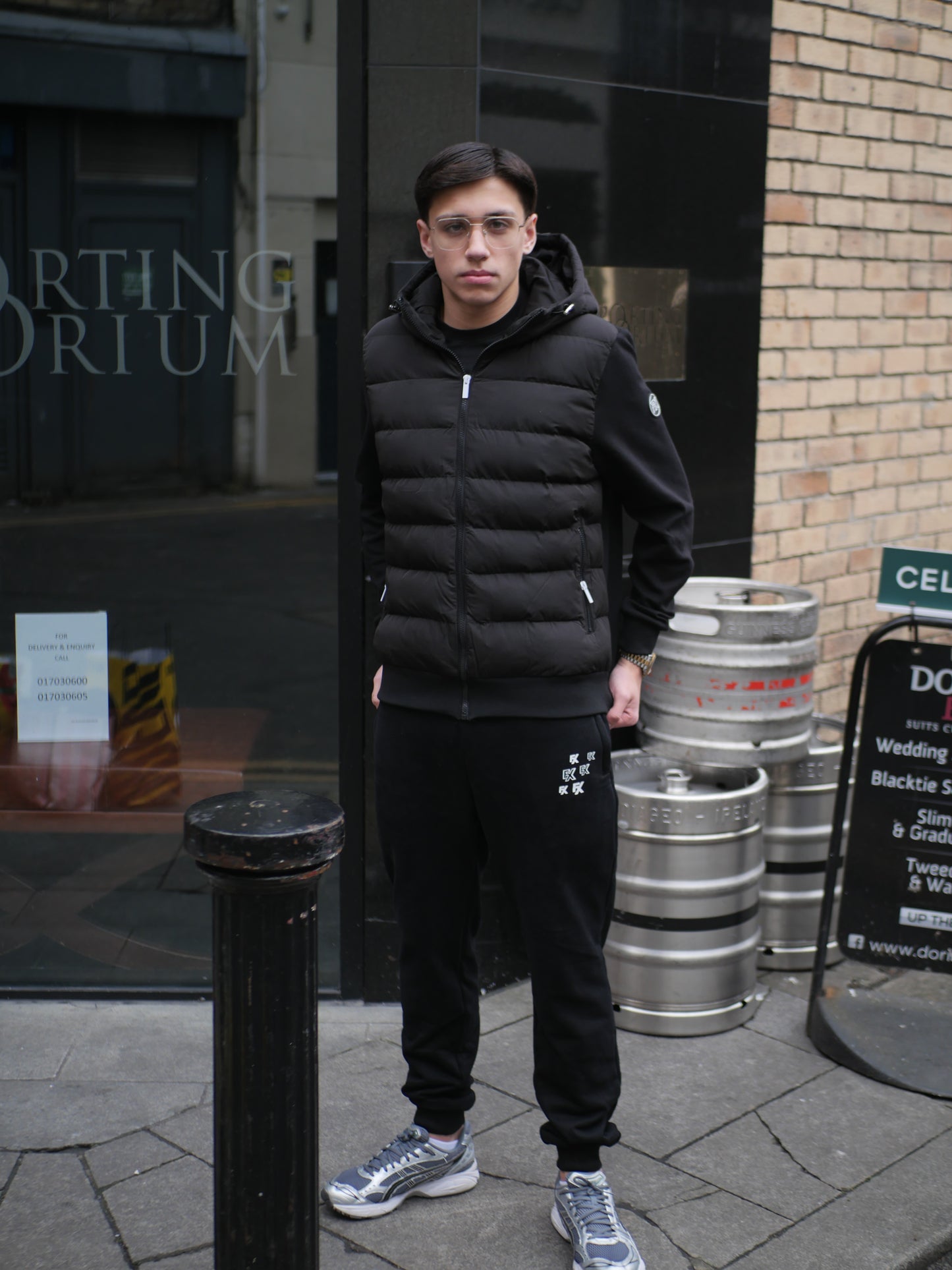 FLUX HYBRID PANEL JACKET BLACK & WHITE