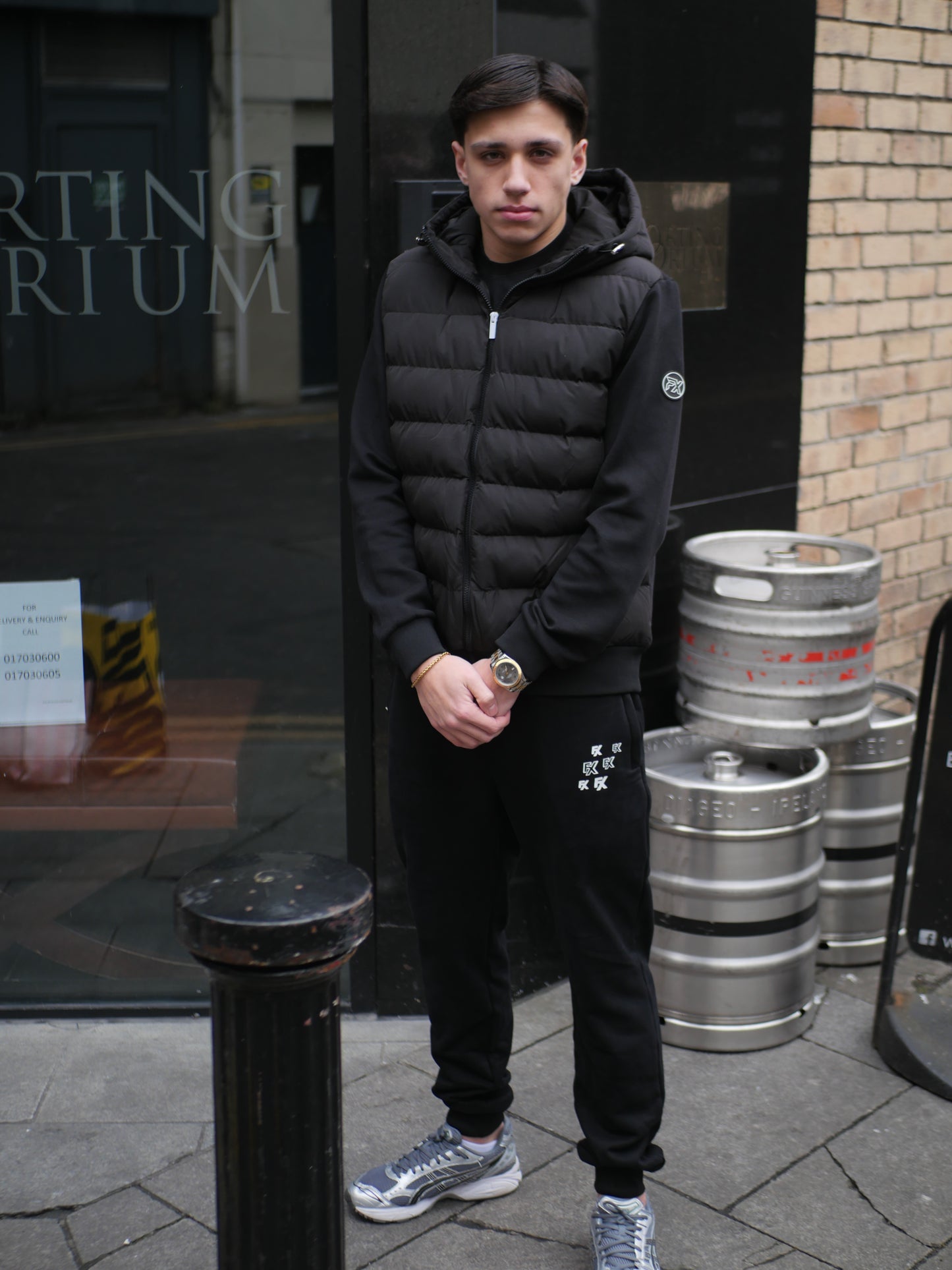 FLUX HYBRID PANEL JACKET BLACK & WHITE