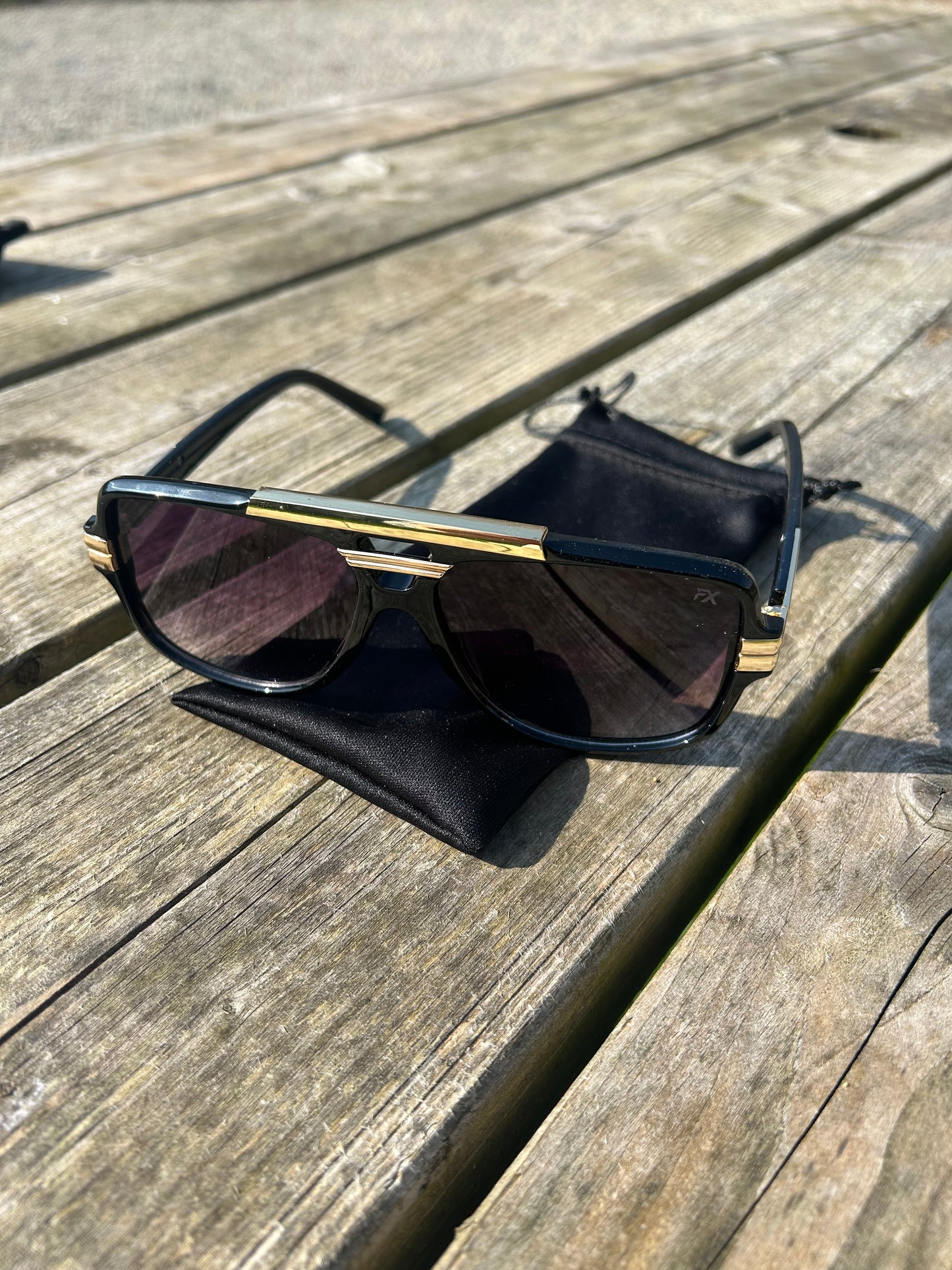 GOLD UV FOUNDERS SUNGLASSES